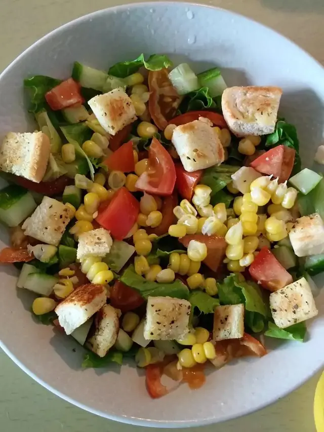 Easy Greek Chicken Salad