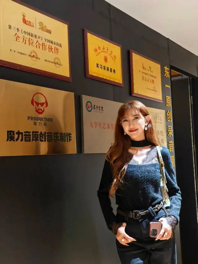 Penyanyi muda berbakat asal Indonesia