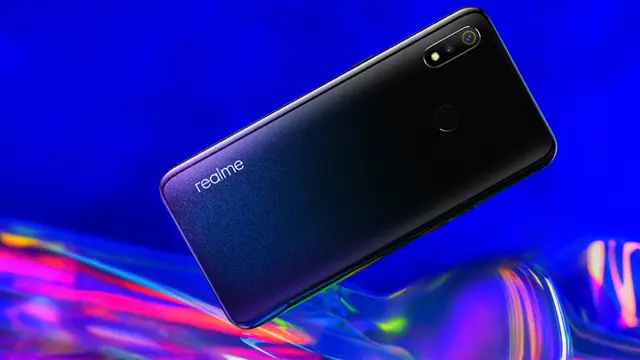 Realme 3 dilengkapi dengan AI scenes recognition.
