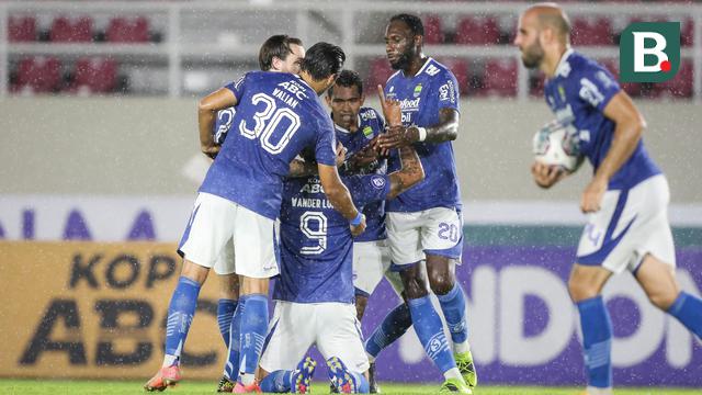 Foto: Wander Luiz dan Rashid Cetak Brace, Persib Bandung Kalahkan PSS Sleman di Pertandingan Lanjutan  BRI Liga 1