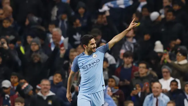 Ilkay Gundogan merayakan gol ke gawang Barcelona