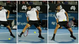 Kombinasi foto menunjukkan saat petenis Bulgaria, Grigor Dimitrov, memukul bola dari sela kakinya saat melawan petenis Serbia, Viktor Troicki, dalam final turnamen tenis Sydney International di Sydney, Australia, (16/1/2016). (Reuters/Jason Reed)