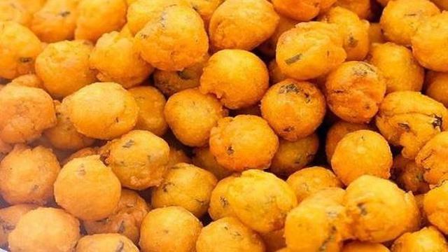sarapan pagi ditemani sala lauak