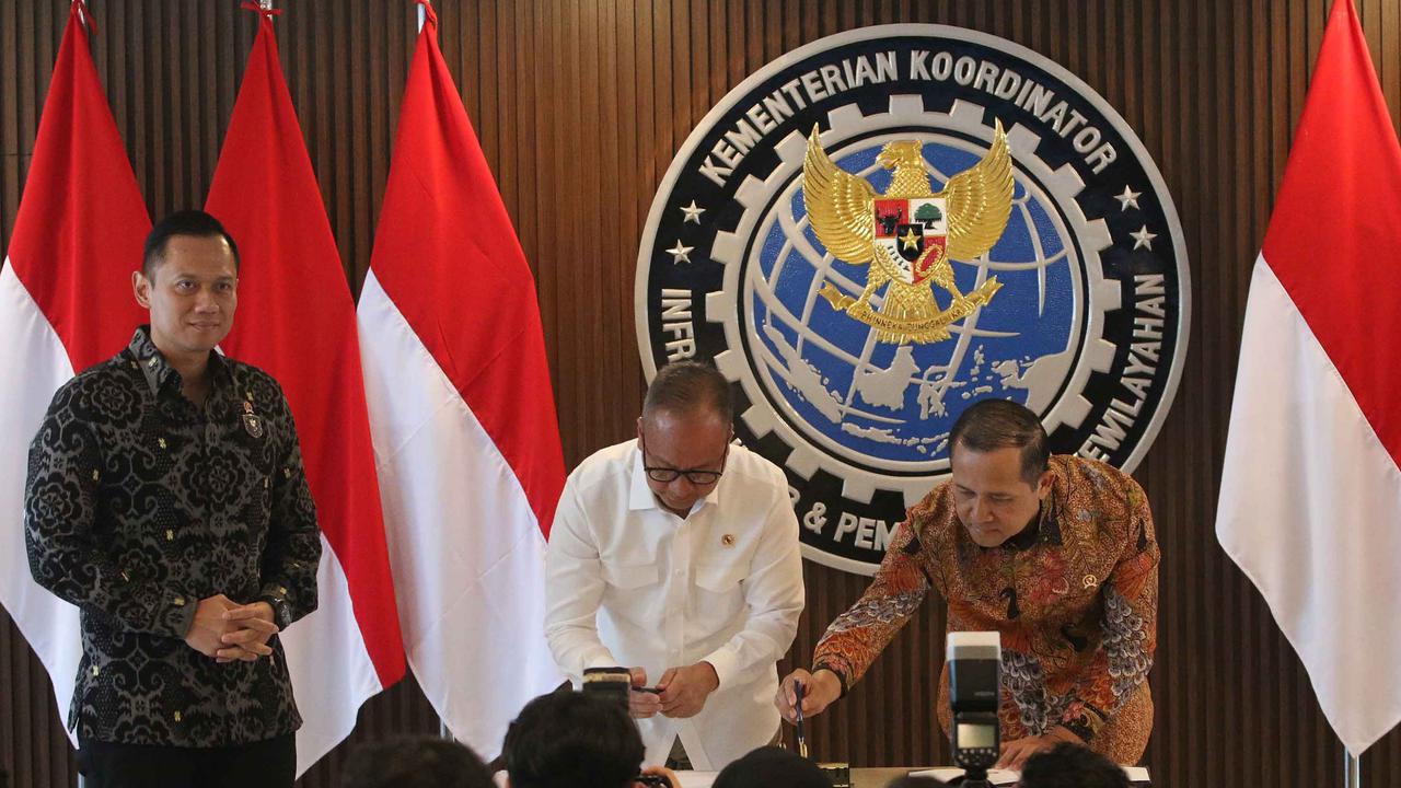 FOTO: MoU Kementrian Transmigrasi–Kementrian Perindustri, Dorong Pusat Pertumbuhan Ekonomi Baru di Daerah