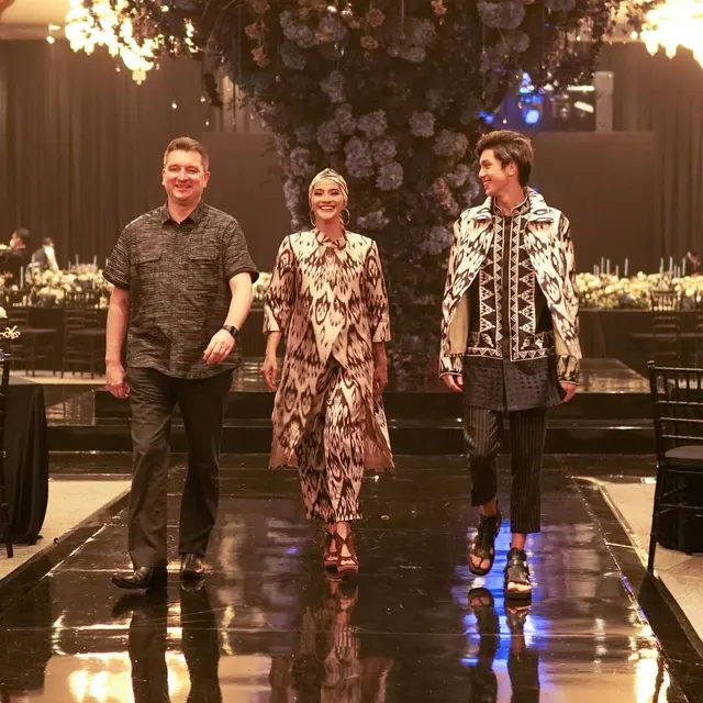 Keluarga Maudy Koesnaedi (Instagram/emjkt)