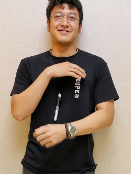 Jelang peluncuran film terbarunya, Lodon Love Story 2, Dimas Anggara dan Michelle Ziudith terus melakukan promo filmnya. Sebelum dirilis pada 2 Maret mendatang, keduanya berkunjung ke beberapa daerah. (Adrian Putra/Bintang.com)