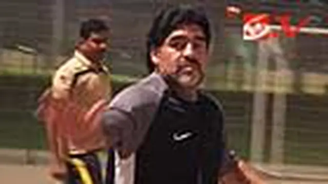 Al Wasl Pecat Maradona