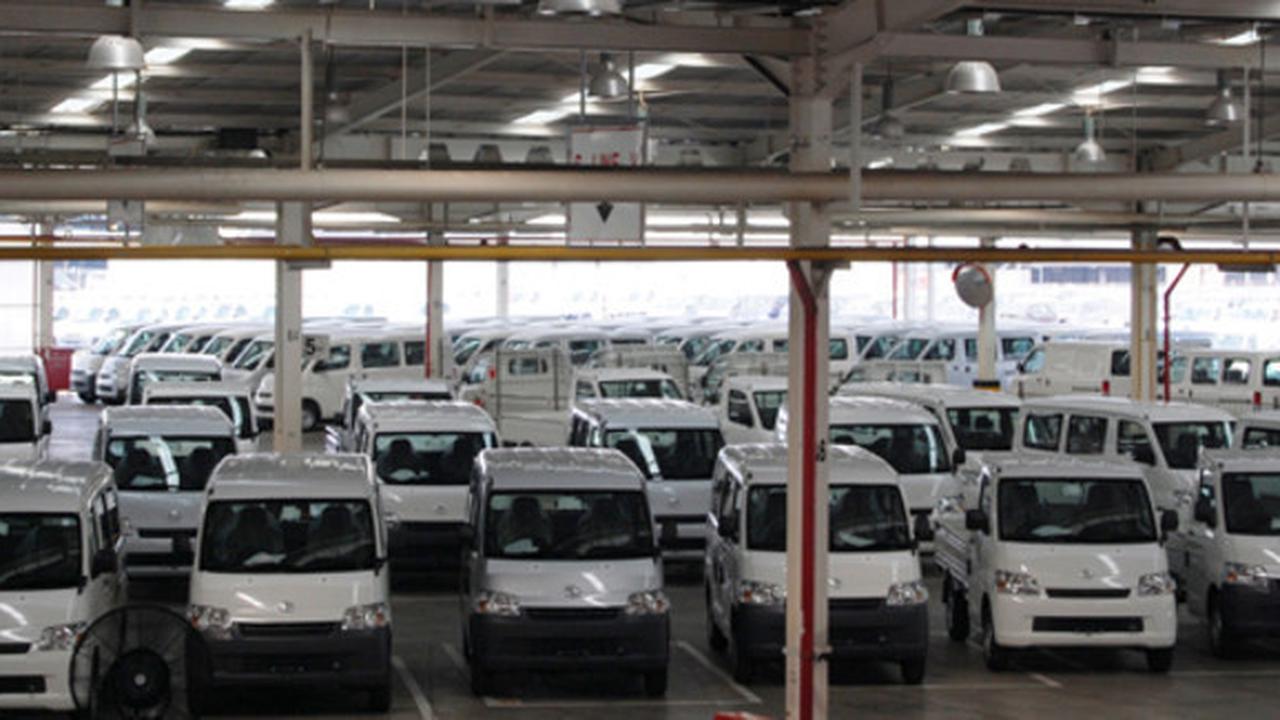 Pabrik Daihatsu (by: Nazar Ray)