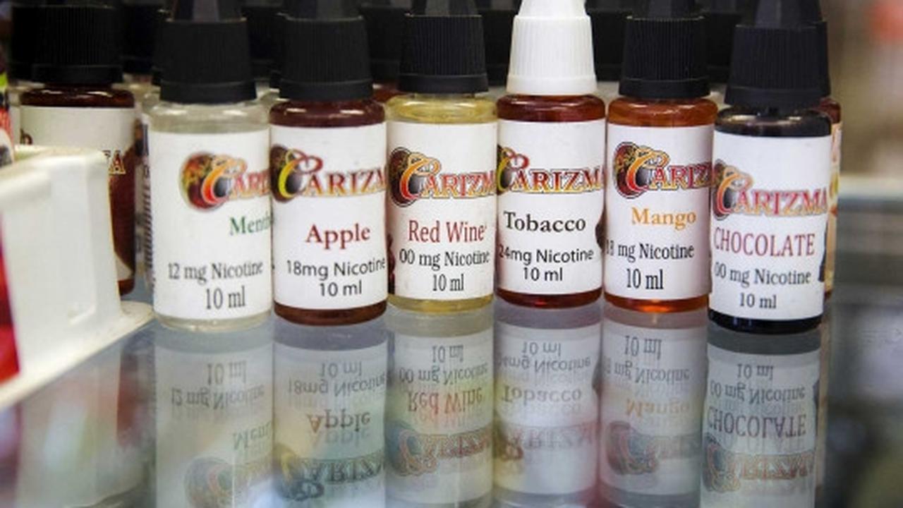 Mencoba e-rokok aneka rasa di Toko Henley Vaporium