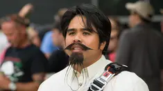 Ekspresi peserta saat mengikuti Kejuaraan Dunia Beard and Moustache Championships 2017 di Long Center for the Performing Arts, Remington, Austin, Texas (3/9). Ratusan peserta mengikuti Kejuaraan Jenggot dan Kumis tersebut. (AFP Photo/Suzanne Cordeiro)