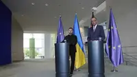 Kanselir Jerman Janji Bantu Ukraina Produksi Rudal Jarak Jauh