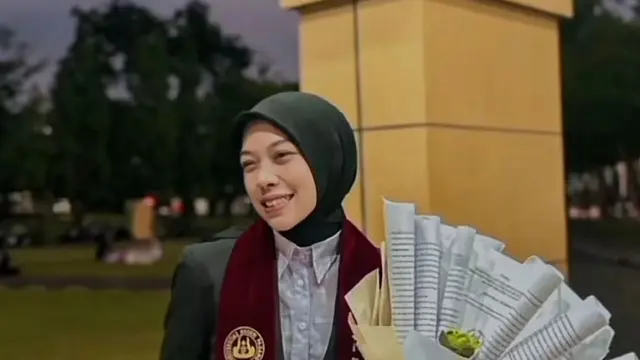 Siska Afrina, mahasiswa Universitas Negeri Padang yang menjadi korban erupsi Gunung Marapi