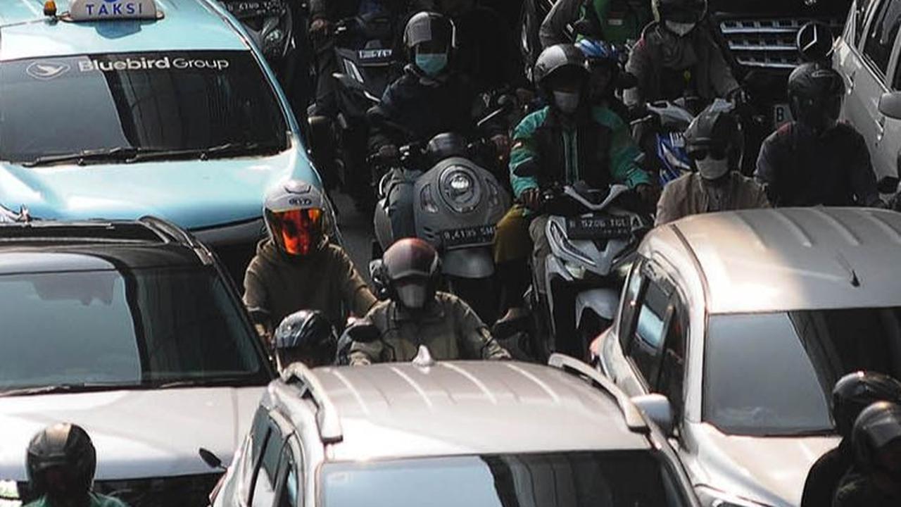 FOTO: Tingkat Pengangguran di DKI Jakarta Turun 0,65 Persen