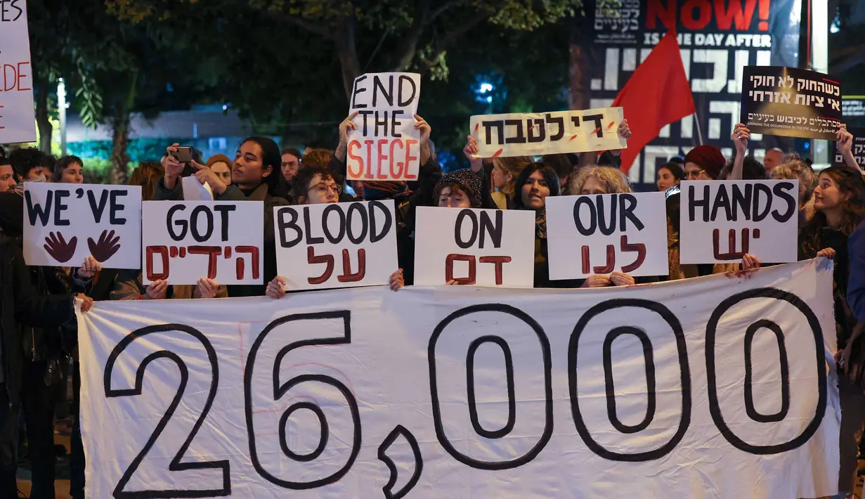 Kementerian Kesehatan di Gaza menyebut saat ini jumlah korban jiwa mencapai 26.257 orang. (AHMAD GHARABLI/AFP)