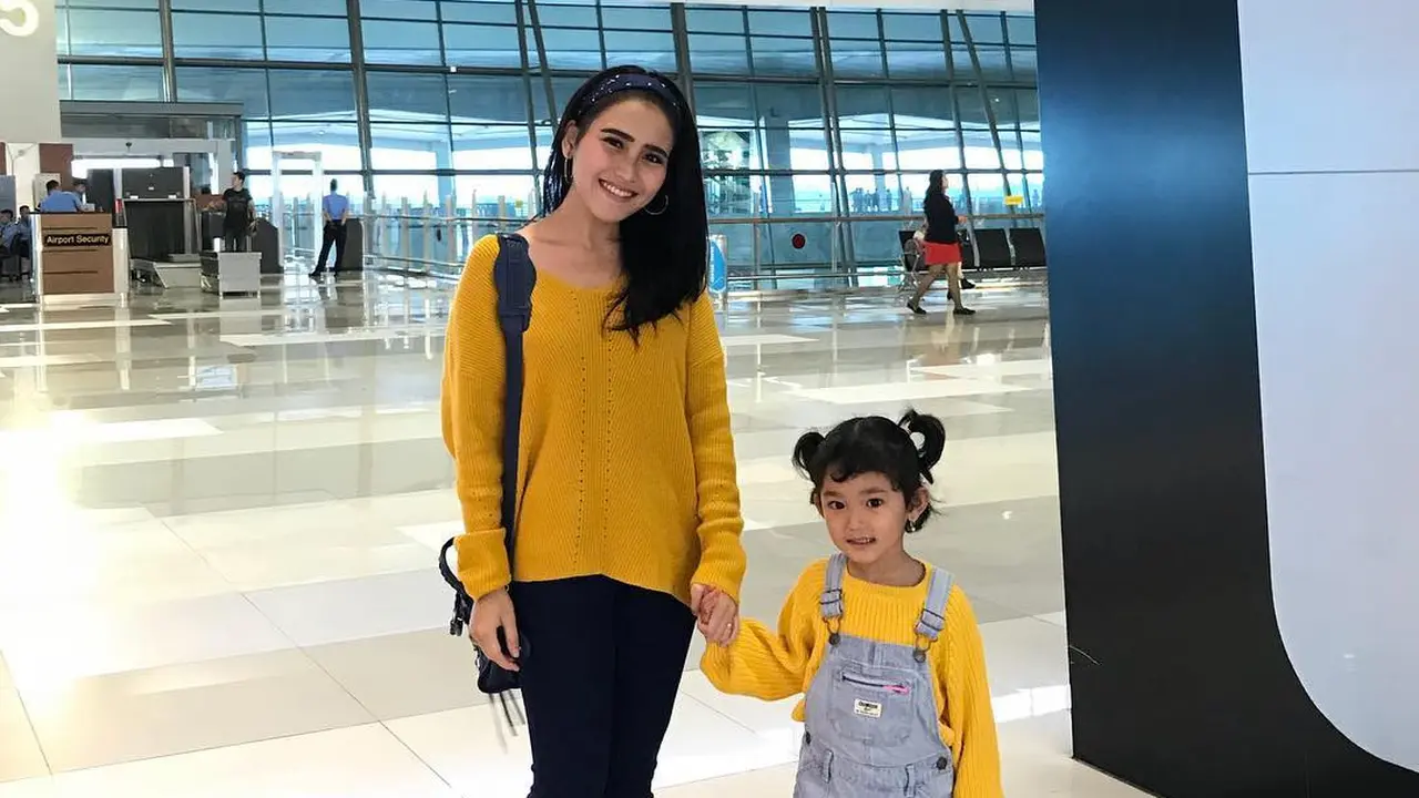 [Bintang] Ayu Ting Ting dan Bilqish