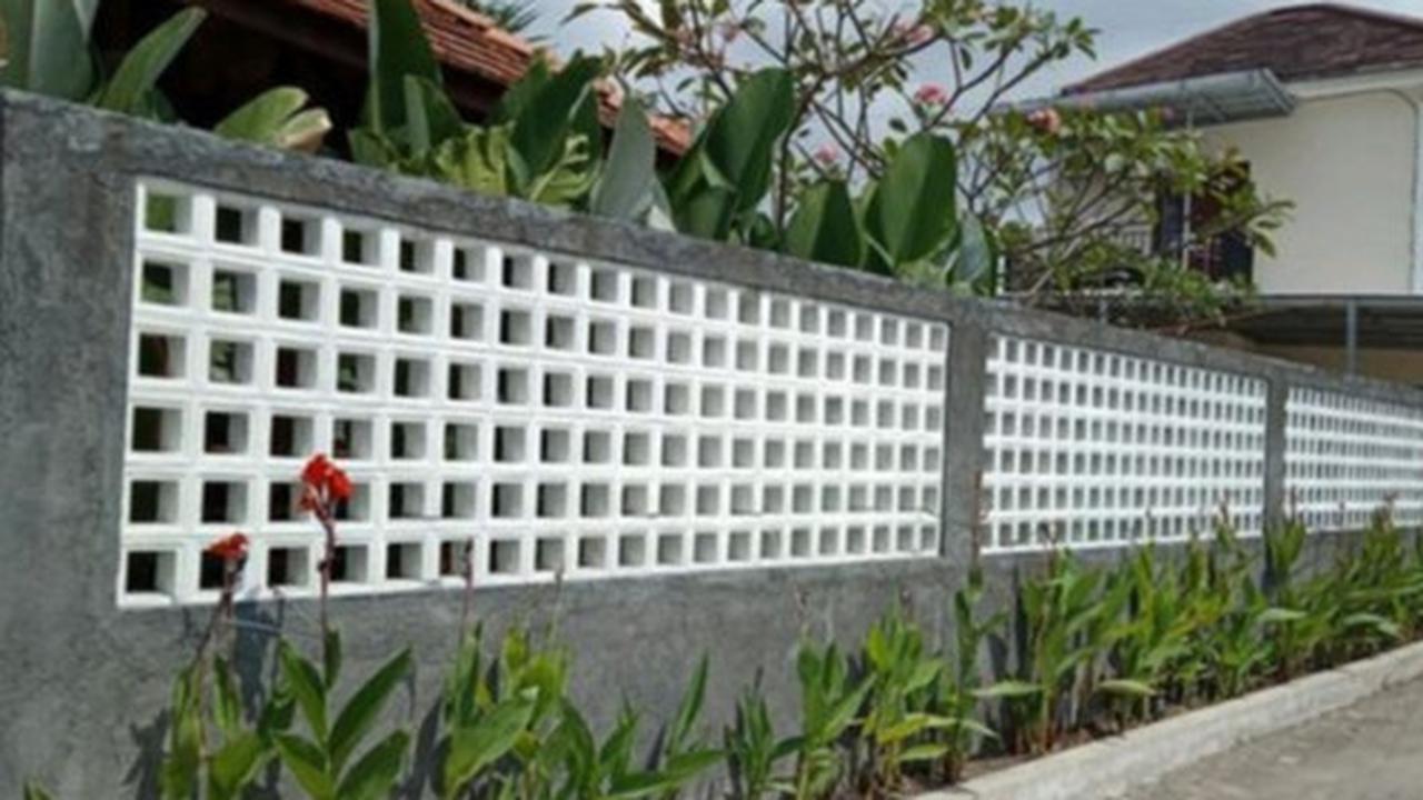 Inspirasi Pagar Tembok Roster Minimalis untuk Rumah Modern