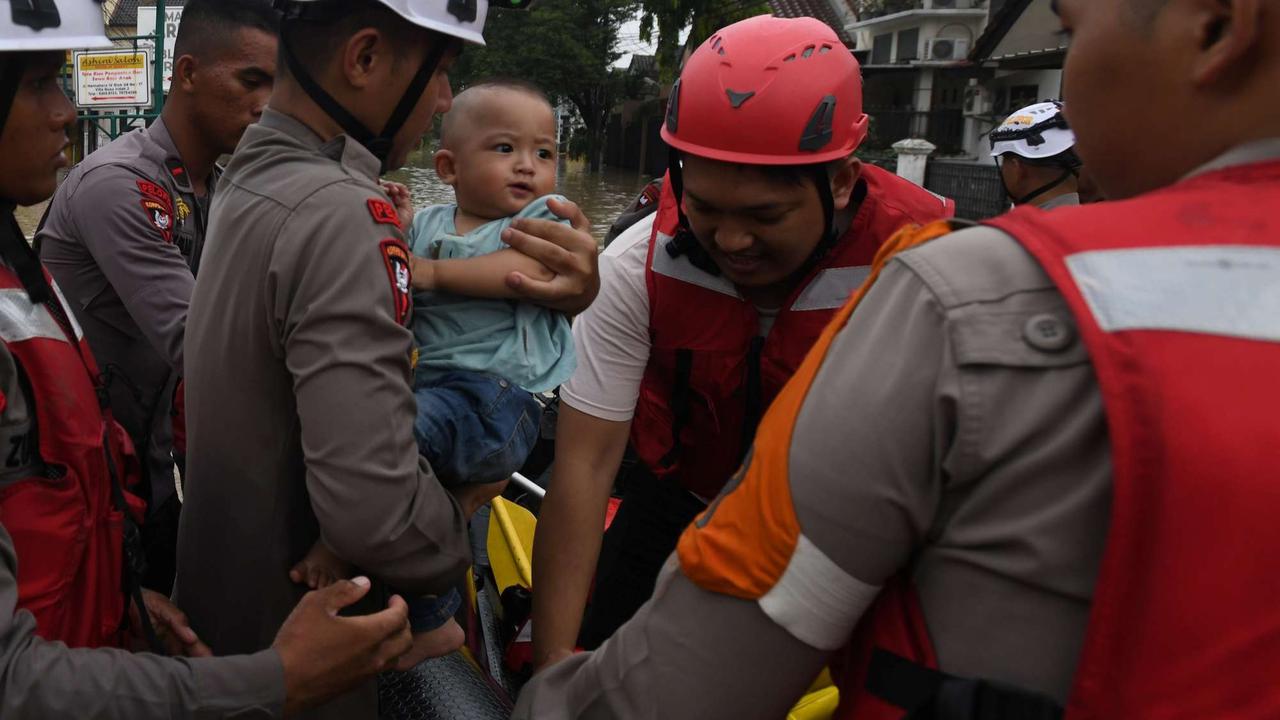 Banjir di Vila Nusa Indah Bogor