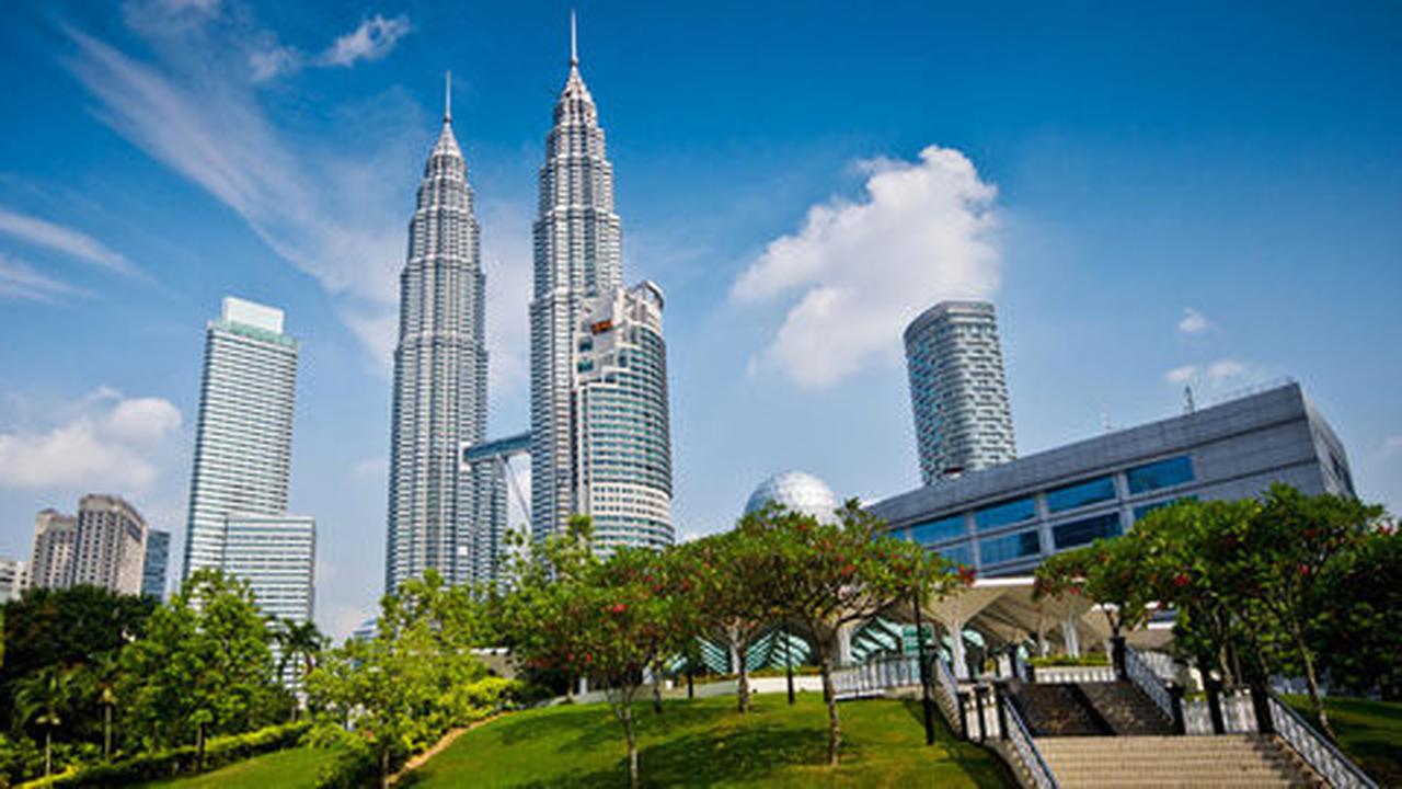 Ekonomi Indonesia disebut lebih mengkhawatirkan dibanding Malaysia