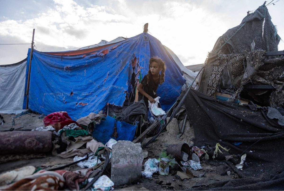 FOTO: Tak Ada Tempat Aman di Gaza, Tenda Pengungsi Kembali Jadi Sasaran Serangan Udara Israel