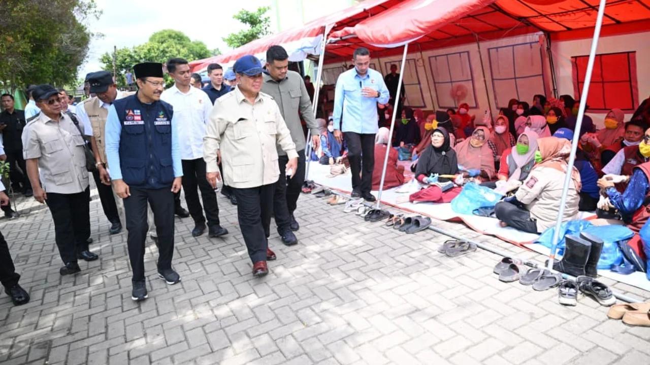 Mendagri Tito Dampingi Presiden Prabowo Tinjau Banjir Langkat, Fokus Pemulihan Warga