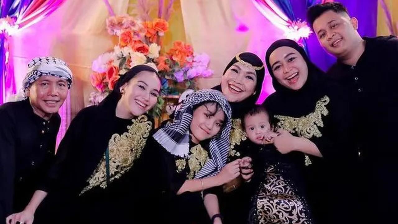 7 Potret Kenangan Ayu Ting Ting Bareng Beby Zoltan, Keponakan yang Baru Saja Meninggal