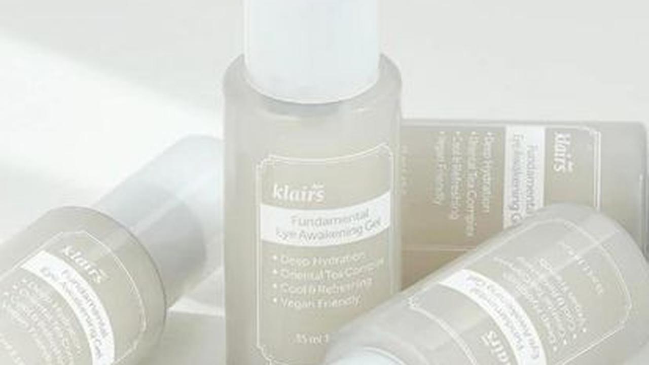 <b>Fundamental Eye Awakening Gel&nbsp;</b><span style="border-color: rgba(229,231,235,var(--tw-border-opacity)); --tw-border-opacity: 1; --tw-shadow: 0 0 #0000; --tw-ring-inset: var(--tw-empty, ); --tw-ring-offset-width: 0px; --tw-ring-offset-color: #fff;