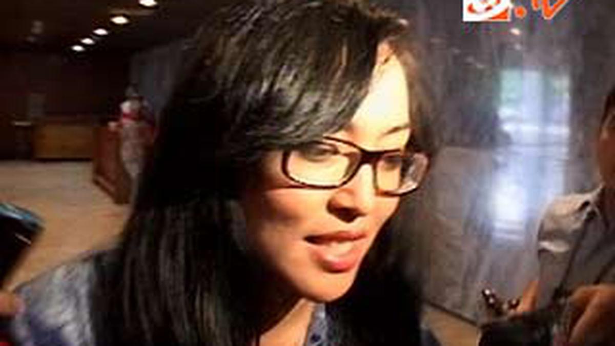 Angie Cuma 30 Menit di DPR