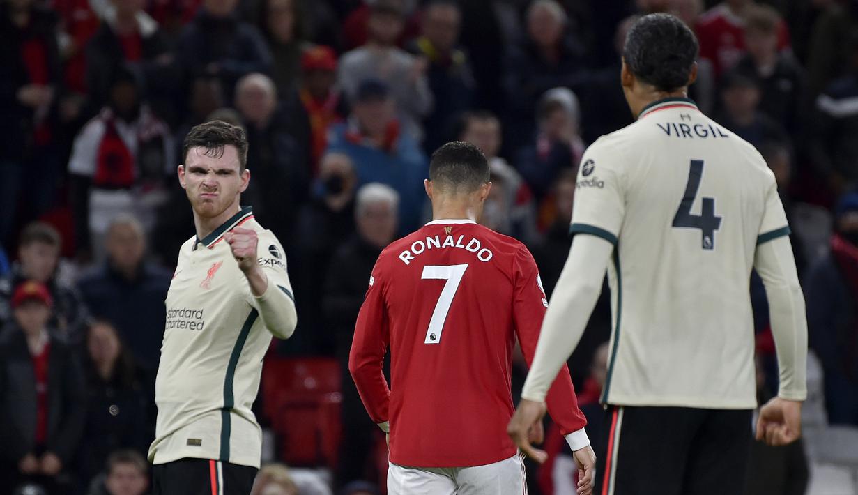 Manchester United kalah 0-5 dari Liverpool. Menjadi kekalahan terbesar dan teranyar dalam kariernya. Manchester United yang bertindak selaku tuan rumah harus kalah lima gol tanpa balas di Liga Inggris, 24 Oktober 2021. Sialnya lagi, golnya dianulir oleh VAR. (AP/Rui Vieira)