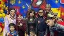 Gala Sky tampak menggemaskan dengan kostum Captain America berwarna biru. [Instagram].