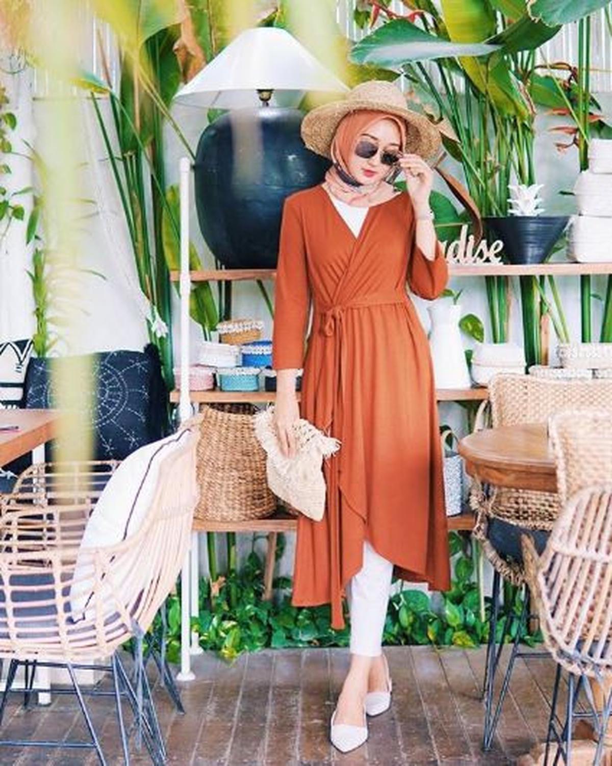 5 Model Baju Tunik untuk Lebaran 2025, dari Citra Kirana hingga Zaskia Adya Mecca Bisa Jadi Inspirasi