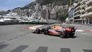 Pembalap Red Bull Sergio Perez menyetir mobilnya saat latihan bebas pertama untuk balapan F1 GP di Sirkuit Monaco, Monaco, Kamis (20/5/2021). F1 GP Monaco akan berlangsung pada 23 Mei 2021. (AP Photo/Luca Bruno)