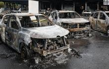 FOTO: Kacau Balau! Kerusuhan Pecah di Kaledonia Baru, Toko Dijarah hingga Mobil-Mobil Dibakar