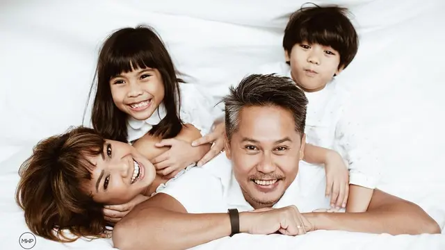 [Fimela] Nirina Zubir