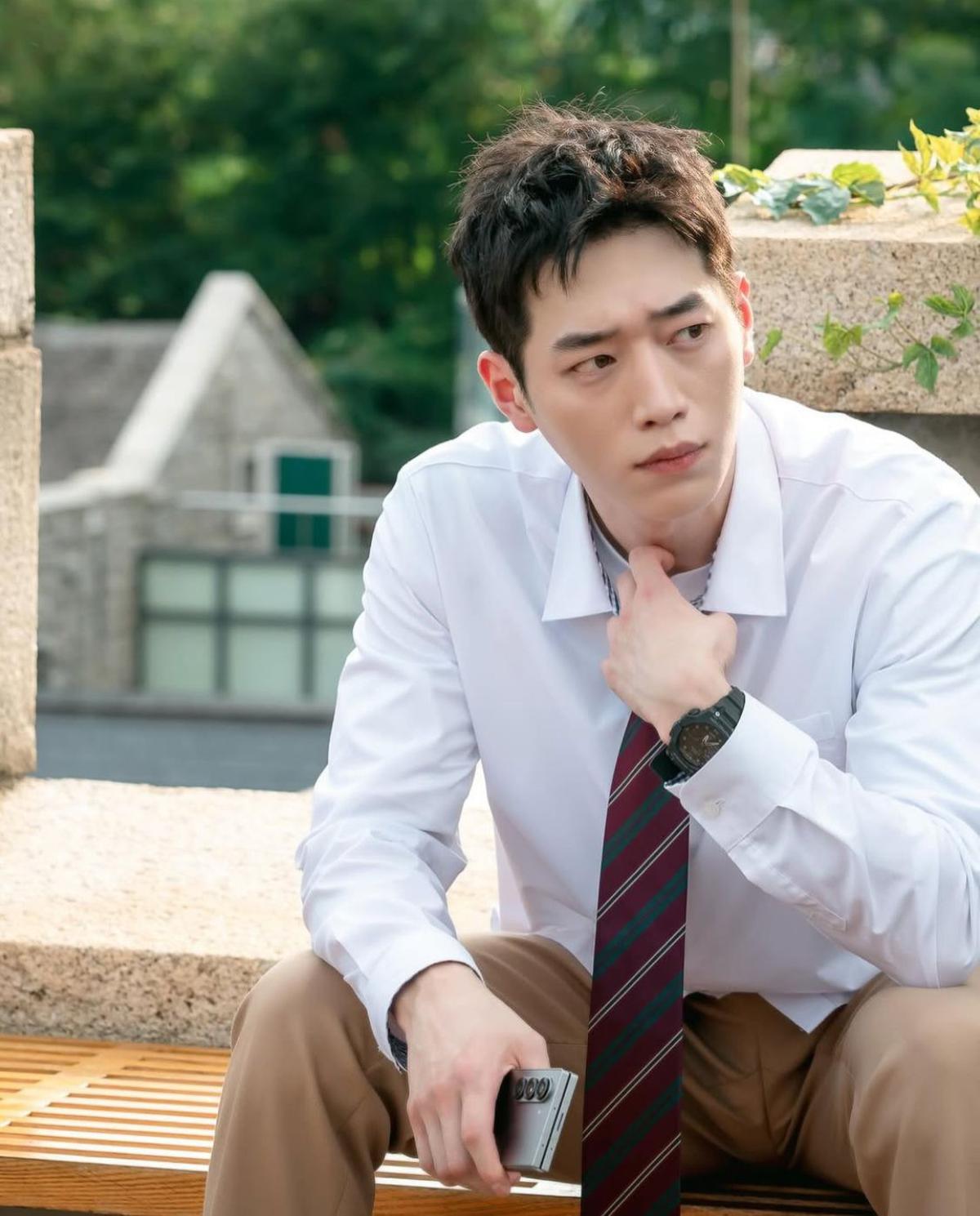 5 Potret Tampan Seo Kang Joon, Pemeran Kim Hyung-Bae di Drama Korea Undercover High School