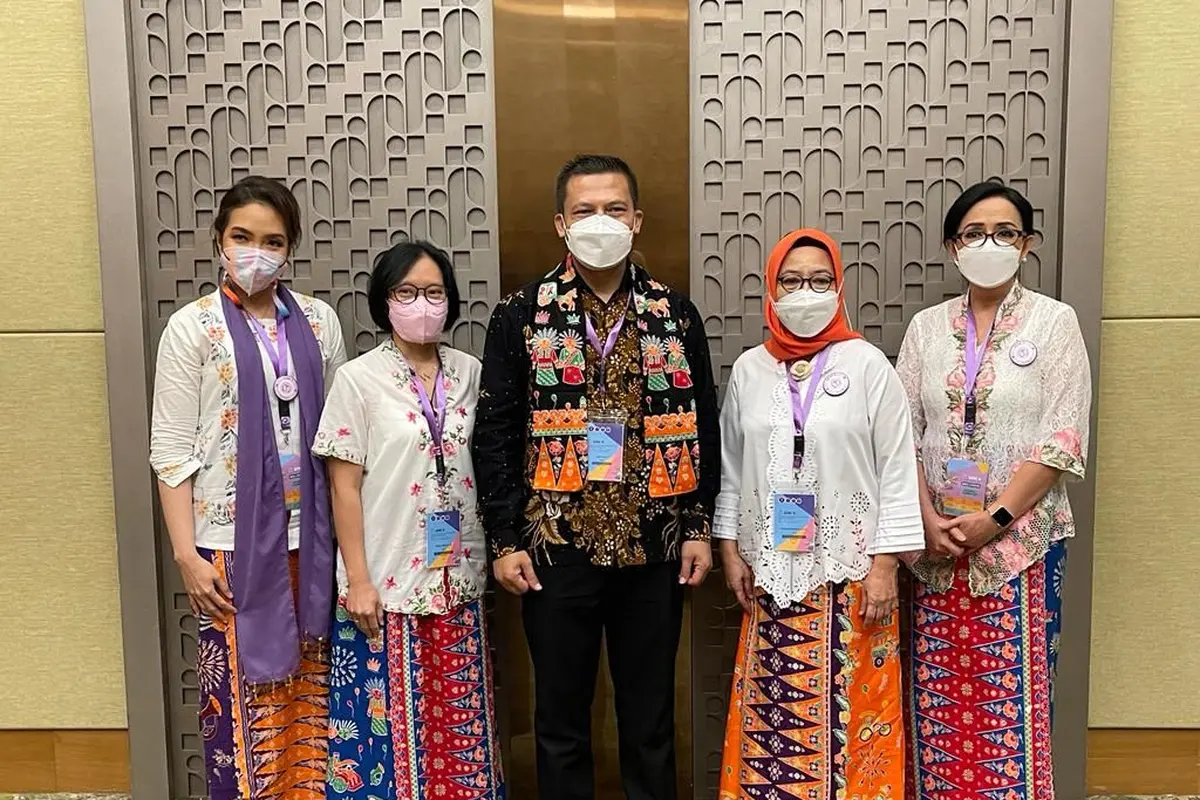 Seminar Ilmiah Nasional Ikatan Konservasi Gigi Indonesia kelima (SINI V)