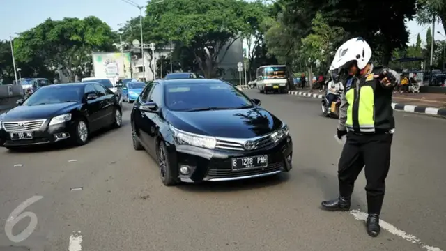 Jelang akhir pekan, Jumat (15/11/2024), kebijakan ganjil genap Jakarta tetap berlaku.