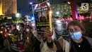 Sejumlah massa aksi yang tergabung dalam Tim Advokat Penegak Hukum dan Keadilan (Tampak) menggelar aksi 1000 lilin atas kematian Brigadir Yosua Hutabarat atau Brigadir J di Bundaran HI, Jakarta, Jumat (22/7/2022). Aksi tersebut sebagai bentuk keadilan terkait kematian Brigadir J yang diduga akibat penyiksaan. (Liputan6.com/Faizal Fanani)