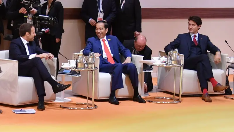 Presiden Joko Widodo bersama PM Kanada dan Presiden Prancis