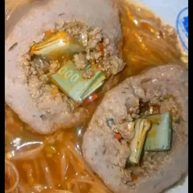 6 Potret Bakso Hadiah Uang Ini Bikin Kaget, Langsung Dapat Cashback