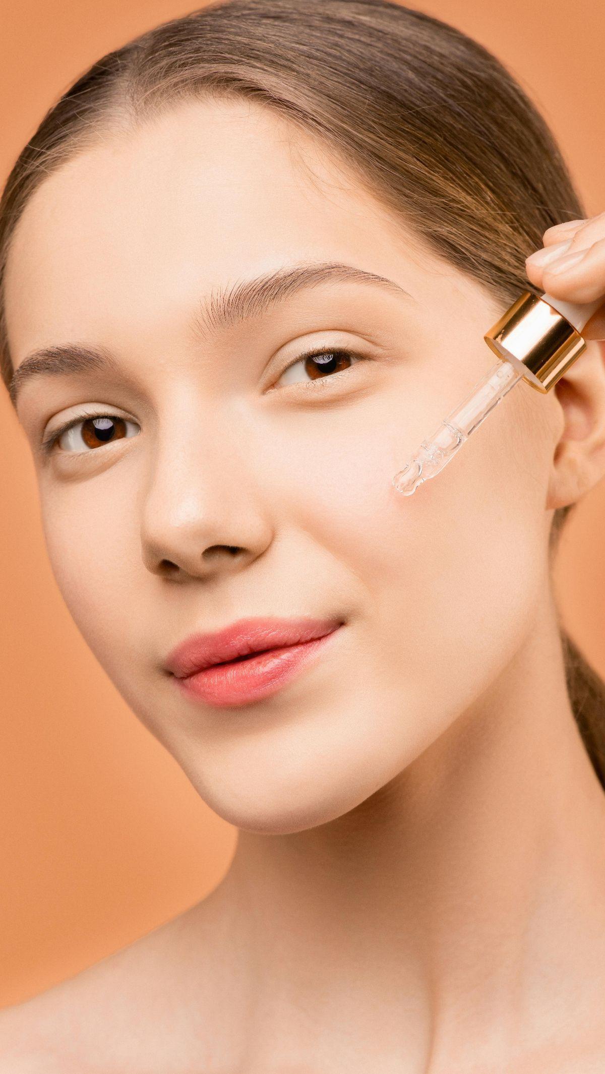 Dengan beragam pilihan dan harga yang terjangkau, kamu dapat memilih serum yang sesuai dengan kebutuhan kulitmu.