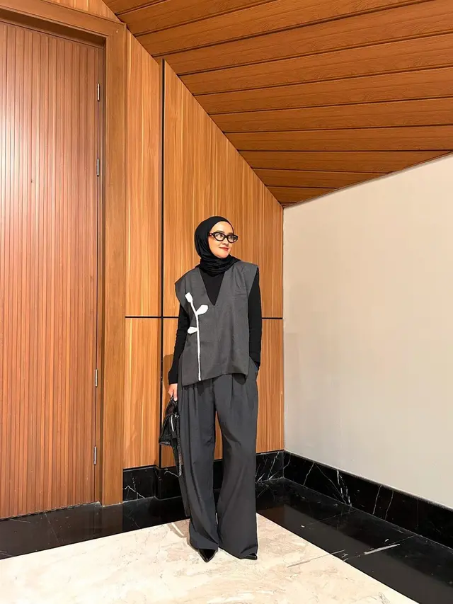 Lydia Septiani Warapsari dari Zauramodels.