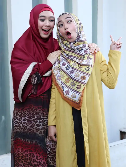 Istri Ory Vitrio ini juga terlihat meminta saran nama dari follower-nya di dunia maya. (Galih W. S atria/Bintang.com)