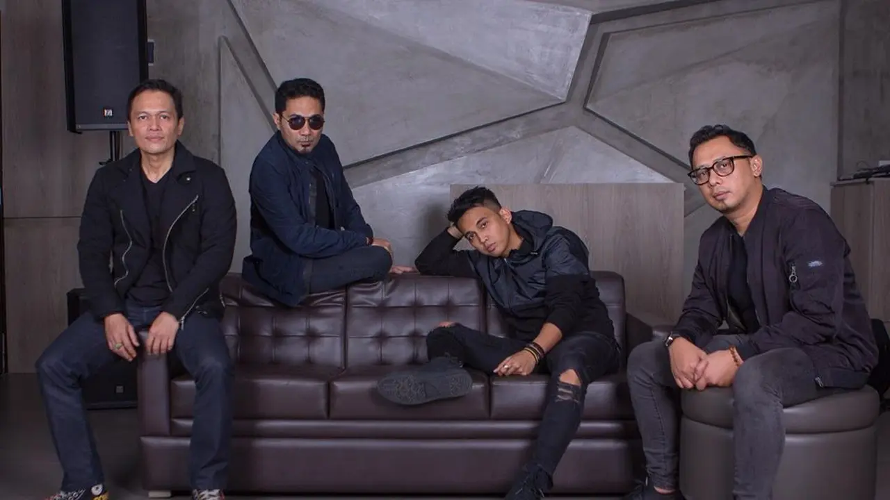 ADA Band
