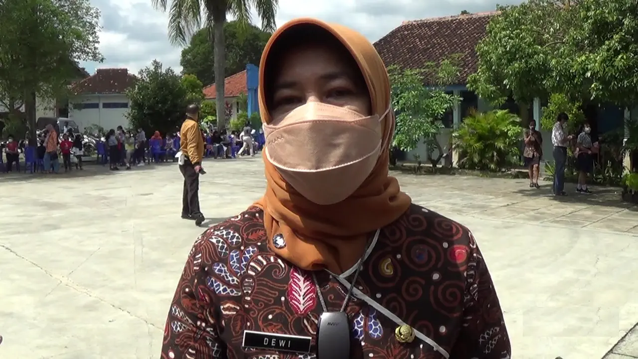 Dewi Irawaty