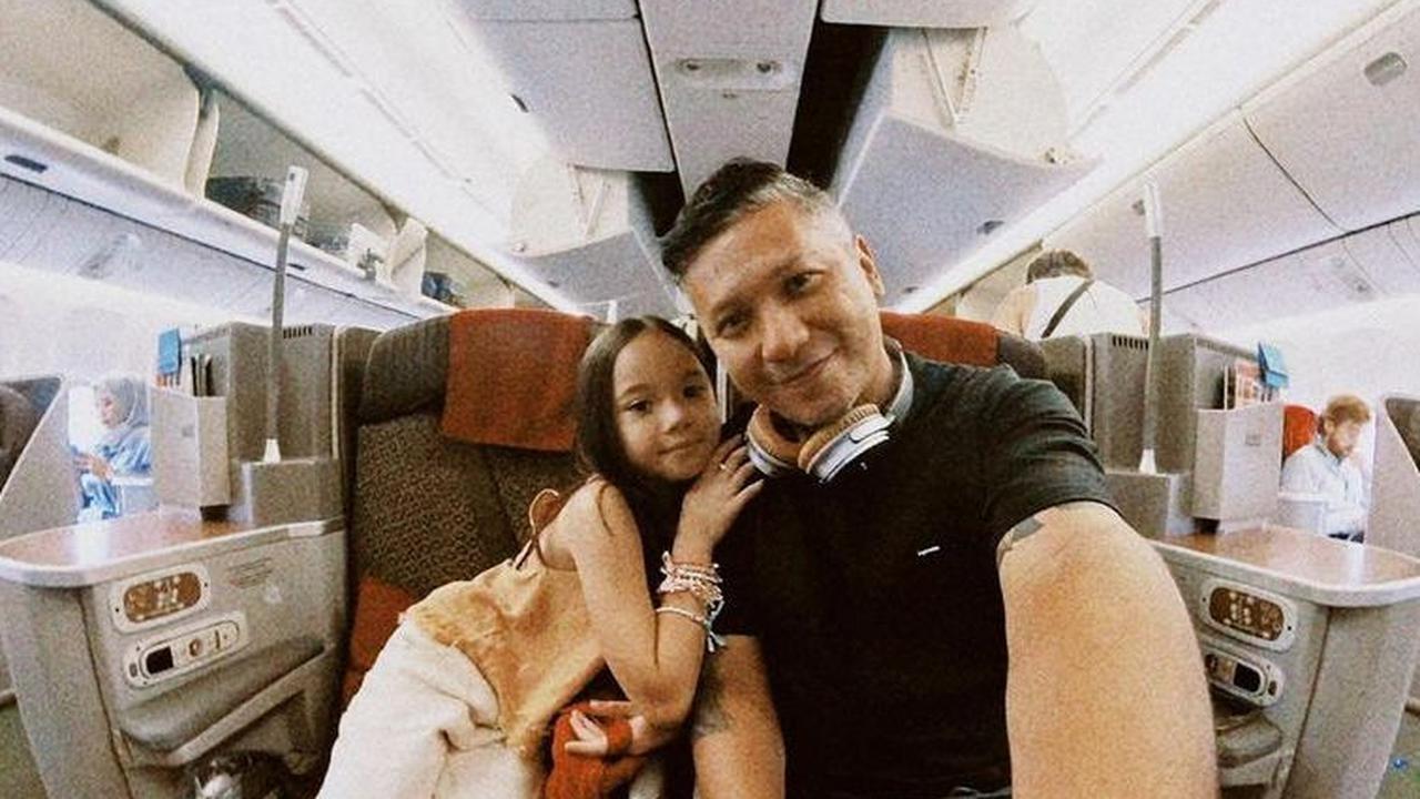 Potret Gading Marten Temani Gempi Nonton Konser Taylor Swift, Kehadiran Gisel jadi Sorotan