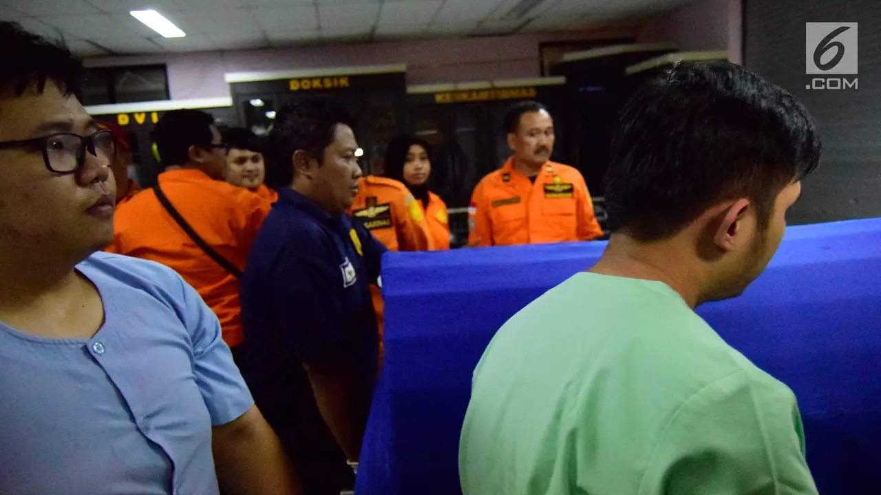 Jenazah Korban Heli Basarnas Dievakuasi ke RS Bhayangkara
