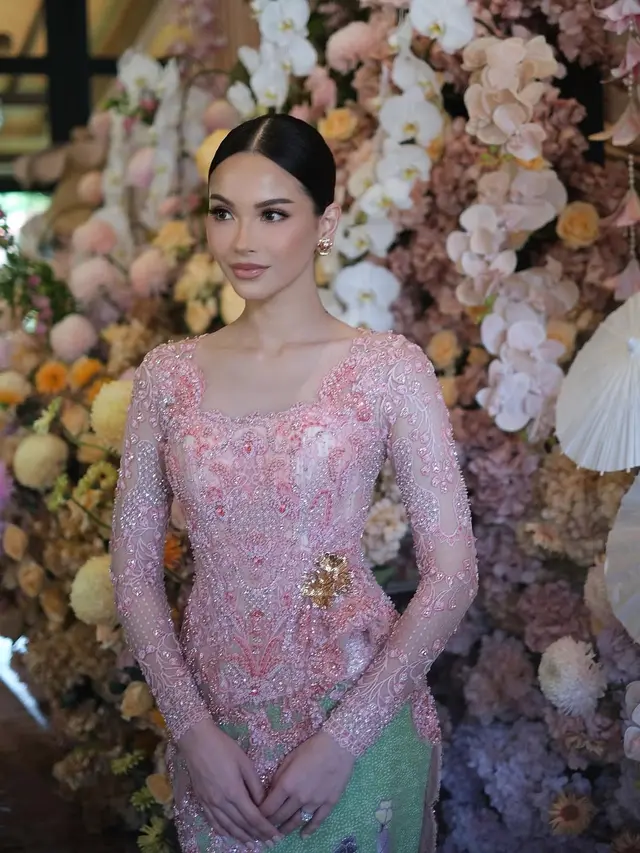 Detail Makeup Alyssa Daguise Saat Siraman, Tampil Glowing dengan Nuansa Pinkish Glam