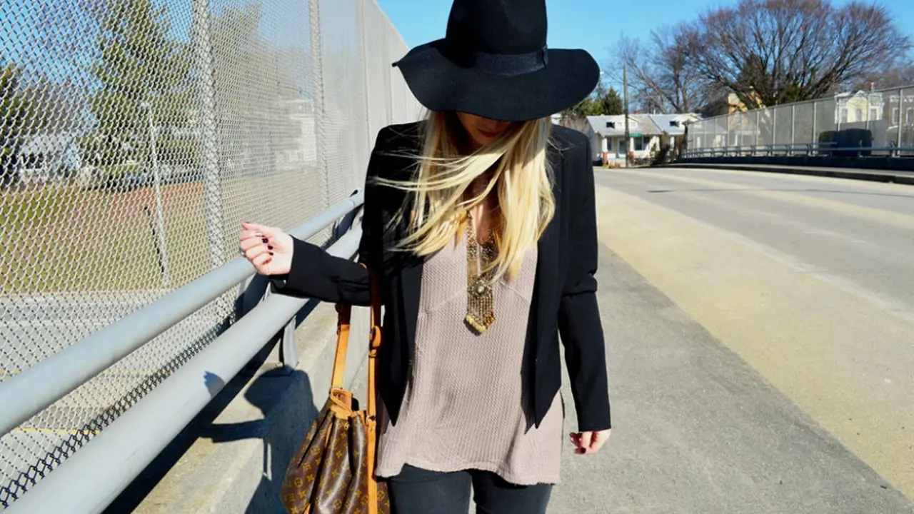 Girls, Pakai Outfit Ini Kamu Bakal Dibilang 'Badai'