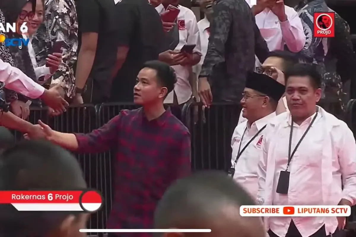 Wali Kota Surakarta Gibran Rakabuming Raka tiba di acara Rakernas VI Projo