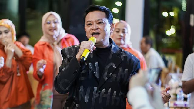 7 Selebriti Pria Indonesia yang Masih Betah Menjomblo, Belum Pernah Menikah